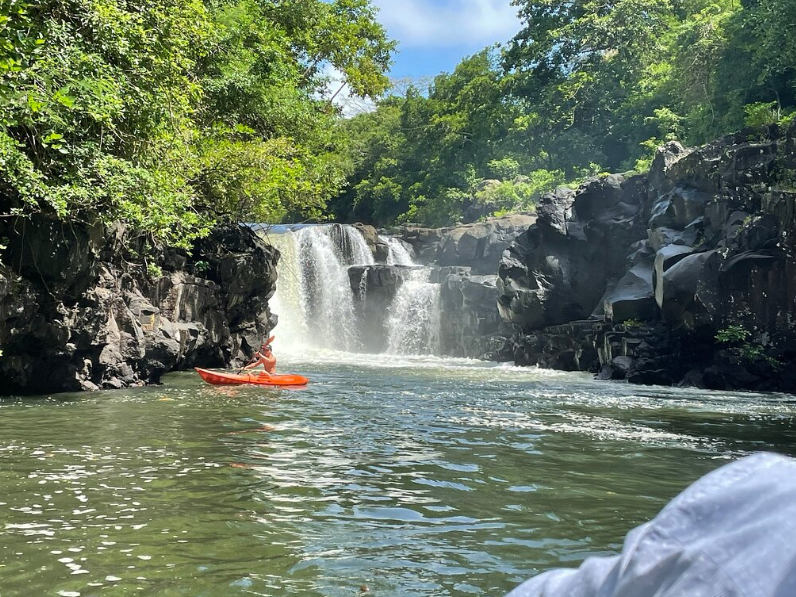 Helicopter Island Tour � 30 min