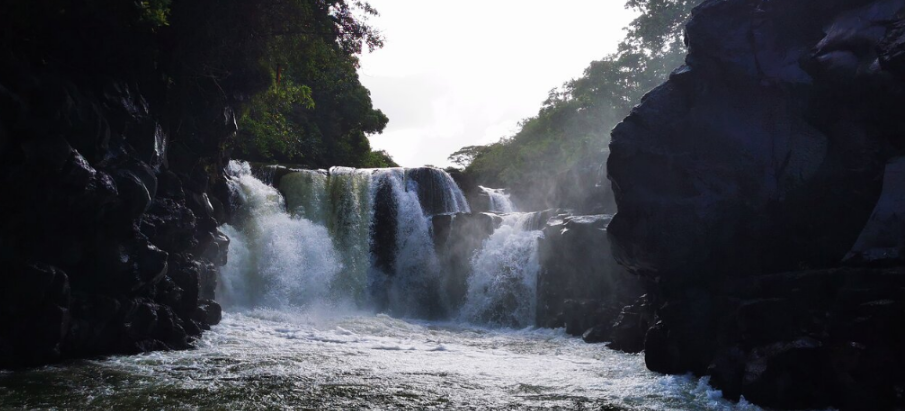 5 Islands Tour *East Coast – Ile aux Cerfs + Ile aux Flamants + Ile au Phare + Ile De La Passe + Ile aux Aigrettes + GRSE Waterfall + Lunch & Drinks